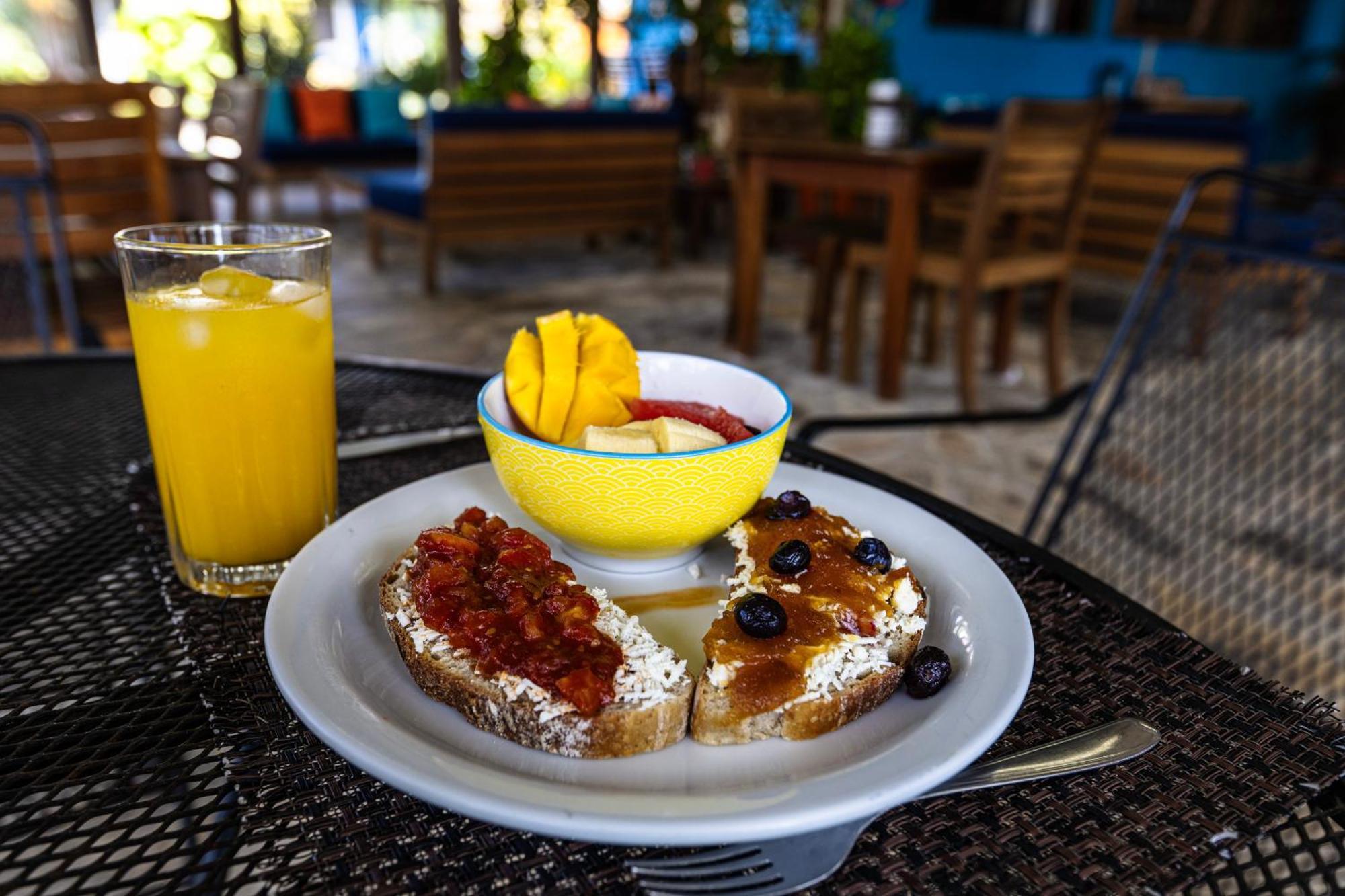 Xalli Beach Hotel Altagracia Exterior foto